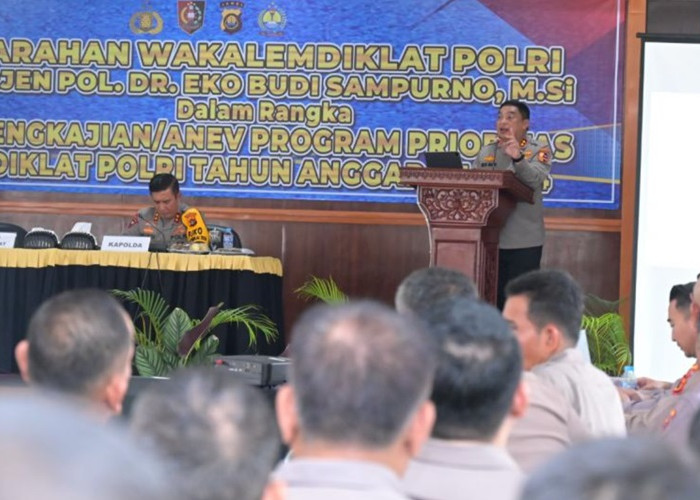 Wakalemdiklat Polri Beri Arahan Siswa Diktukba di SPN Polda Jambi