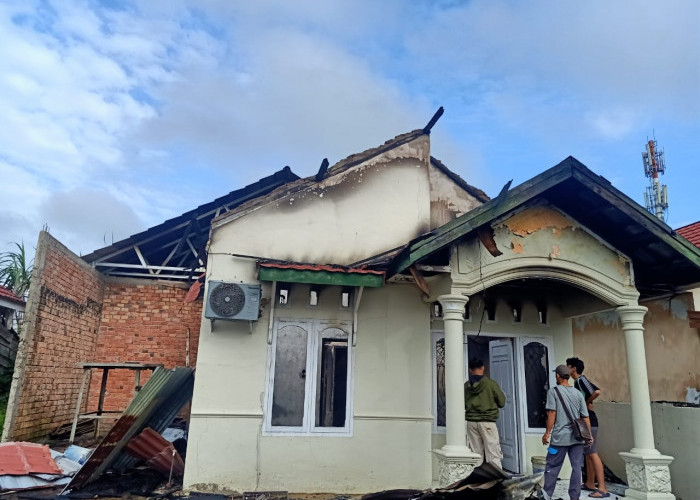 Kebakaran di Kota Jambi, Rumah Warga di Kelurahan Suka Karya Hangus