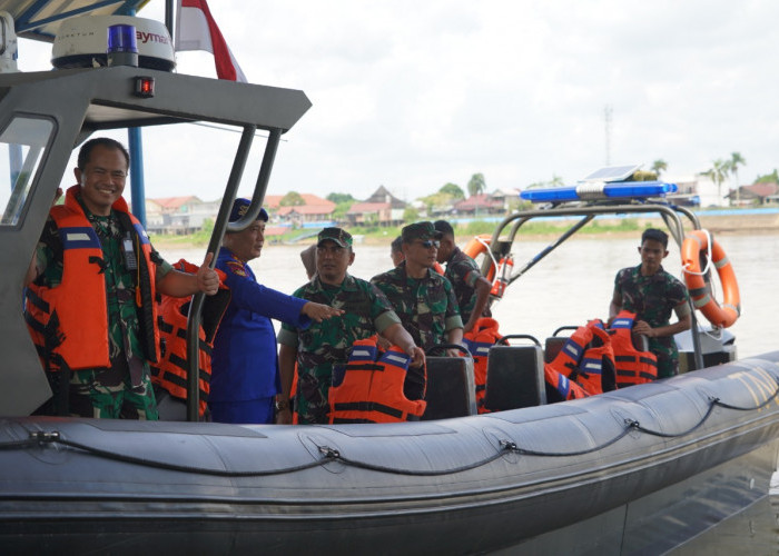Kasiops Kasrem 042/Gapu Uji Coba Kapal Rigid Inflatable Boat, Pastikan Tak Ada Kendala