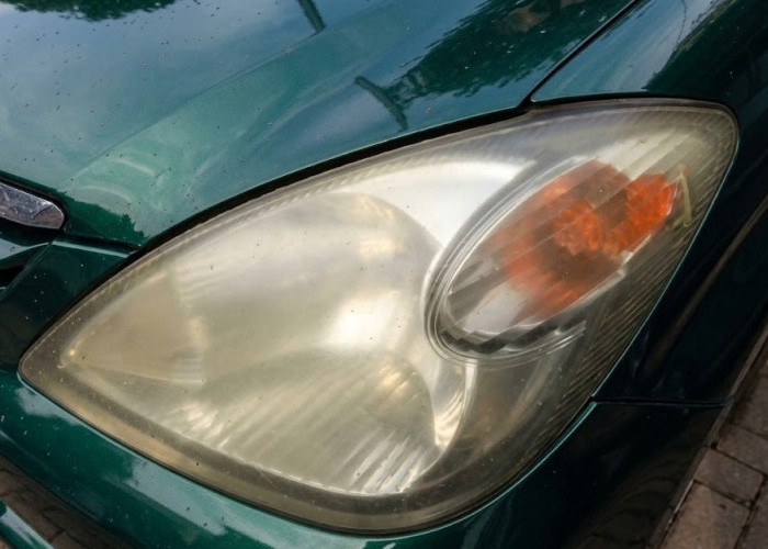 Solusi Hemat Atasi Lampu Mobil Kusam, Jangan Buru-Buru Beli Headlamp Baru