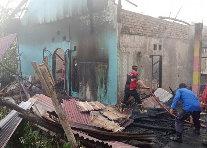 Kebakaran Rumah di Mayang Mangurai Kota Jambi, Kerugian Capai Rp500 Juta