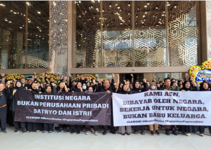 Ratusan ASN Dikti Kemdiktisaintek Gelar Aksi Damai, Buntut Pemberhentian Mendadak Salah Satu Pegawai