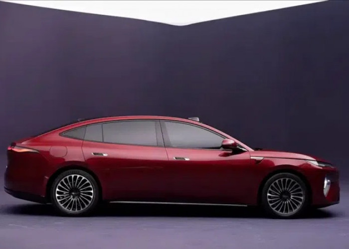 Mau Hemat tapi Gak Mau Ribet? BYD Seal 08 DM-p Jawabannya: Listrik 300 km, Bensin Siap Cadangan