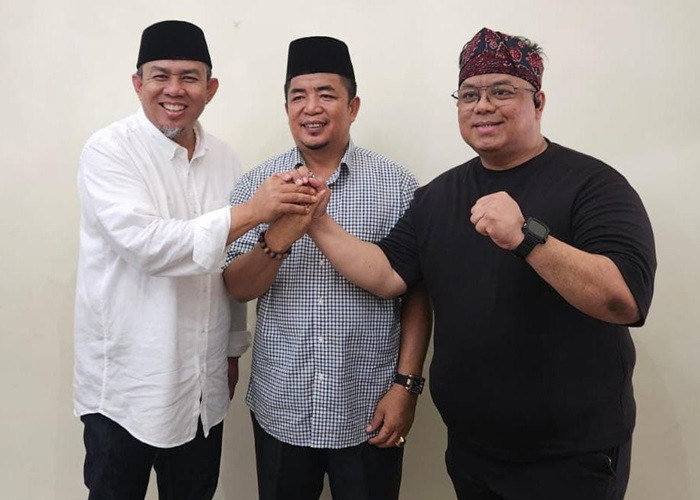 Tim Pemenangan Budi Setiawan Alihkan Dukungan ke H Abdul Rahman dan H Andi Muhammad Guntur