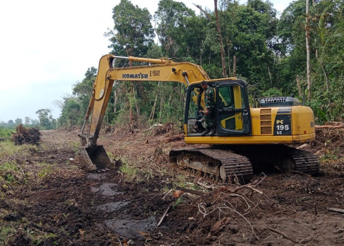 Progres Pembukaan Jalan TMMD ke-121 Kodim 0415/Jambi, Sudah Tembus di Desa Muaro Sebapo 