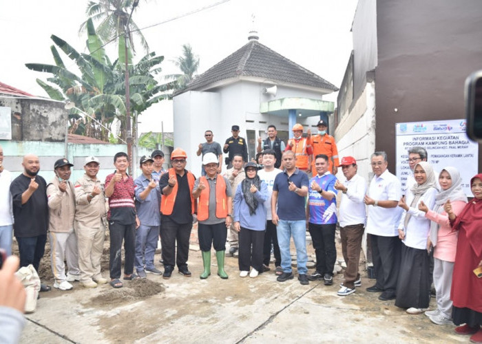 Wali Kota Jambi Maulana Groundbreaking Pendopo Warga RT 35 Villa Real