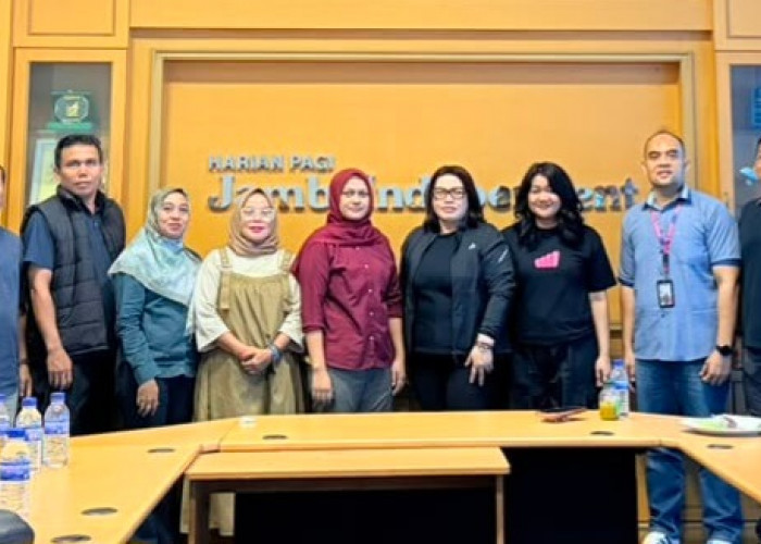 Jalin Silahturahmi, Tim XLSmart Kunjungi Graha Pena Jambi Independent