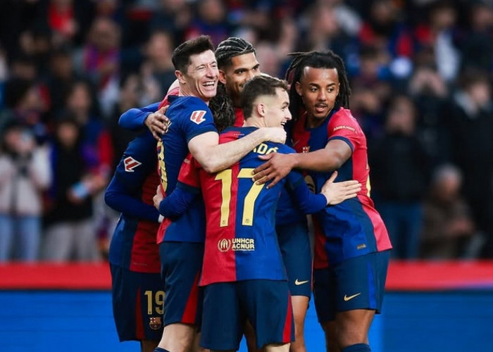 Barcelona Gilas Real Sociedad 4-0! Aritz Elustondo Kartu Merah, Blaugrana Kembali ke Puncak!