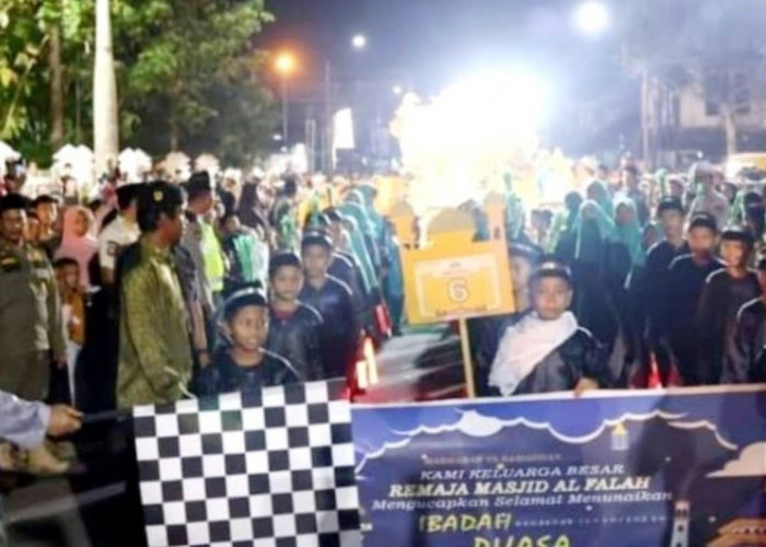 Bupati Tanjab Barat Lepas Peserta Festival Arakan Sahur Minggu Ke-Tiga