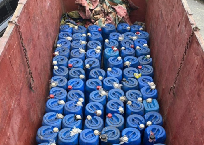 Terbongkar! 4 Ton Solar Subsidi Diselundupkan di Jambi, Polisi Tangkap 2 Pelaku di Jalan Lingkar Timur