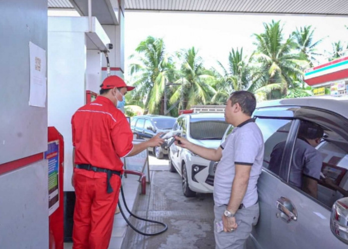 Update Harga BBM Terbaru, Turun 1.200 per Liter, Kini Isi BBM Subsidi Pakai QR Code MyPertamina