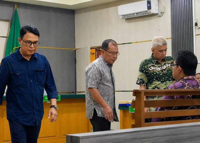 Sidang Korupsi PDAM, Saksi Mantan Dirut Dwike Bantah Pengadaan Lewat Penunjukan 