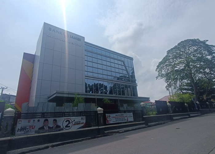 Gedung Bank Jambi Cabang Sutomo di Jambi Timur Disatroni Maling