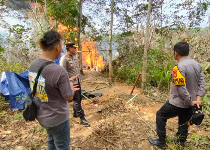 Kebakaran Sumur Minyak Ilegal di Batanghari, Timsus Ditreskrimsus Polda Jambi Tetapkan 3 Orang Tersangka