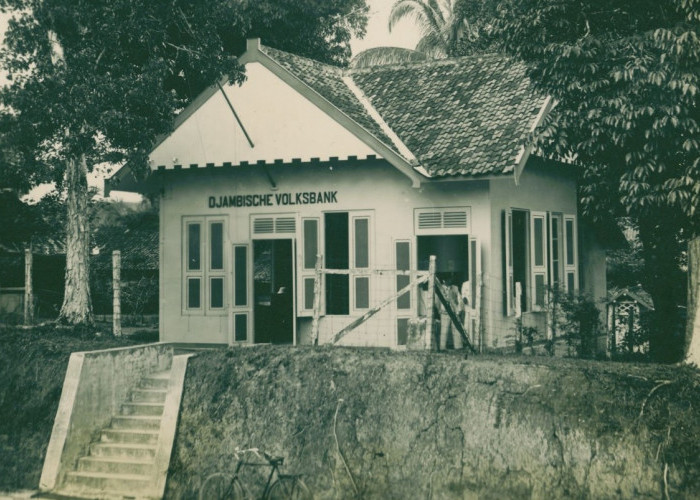 Melihat 'Djambi' di Album A785 pada Koleksi Digital Leiden University Circa 1910-1924