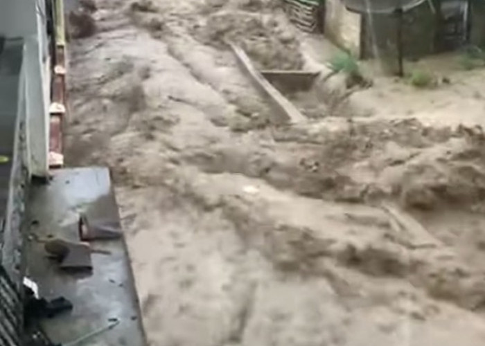 Banjir 2 Jam, Puluhan Rumah di Desa Semumu Kerinci Terendam