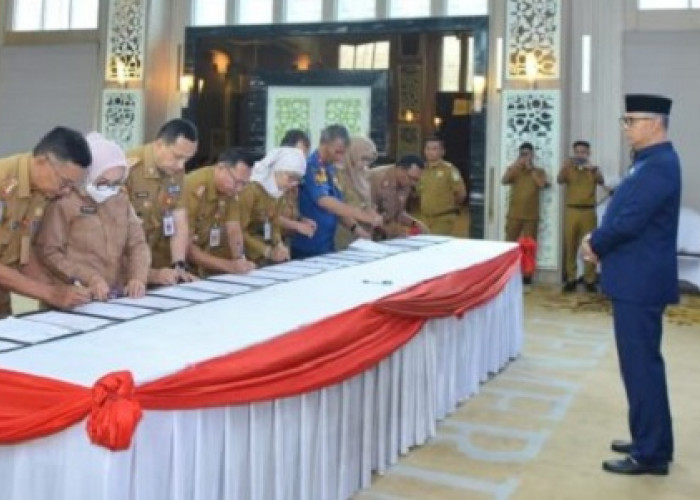 Wali Kota Jambi, Syarif Fasha Pimpin Penandatanganan Kinerja Kepala OPD