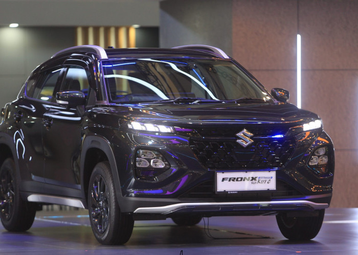 Suzuki Fronx SGX Hybrid Kuro di GIIAS 2026, Tampil Eksklusif Serba Hitam dengan Peningkatan Fitur Keamanan