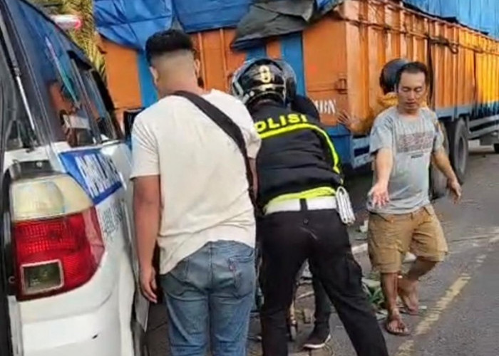 Subuh Tragis di Jaluko! Motor Hantam Truk Mogok di Jalan Gelap, Pemuda 27 Tahun Tewas Seketika