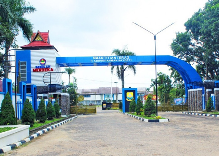 Siswa SMA Titian Teras Jambi Diduga Dikeroyok Senior, Ortu Pilih Lapor ke Polisi