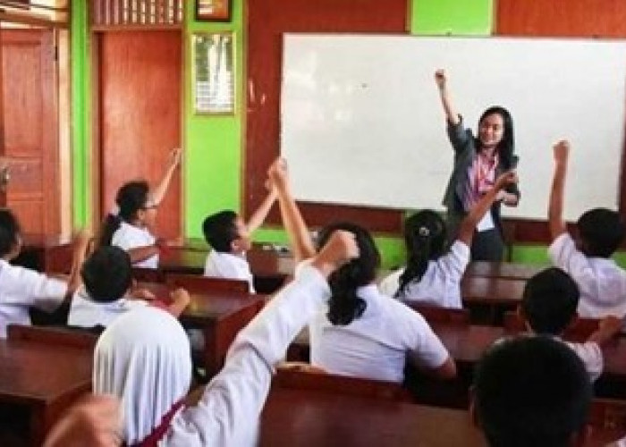 Guru Tonggak Pendidikan Indonesia