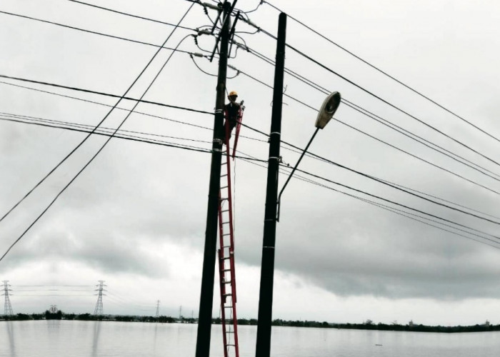 Hadapi Cuaca Ekstrem, PLN Imbau Masyarakat Tetap Waspada