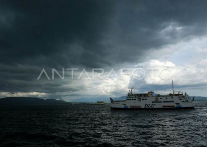 Langit yang Tak Lagi Tenang