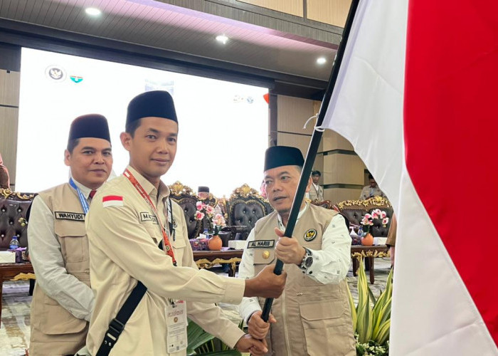  Gubernur Lepas 442 JCH Kloter 19 Asal Jambi, Al Haris Minta Jemaah Fokus Ibadah   