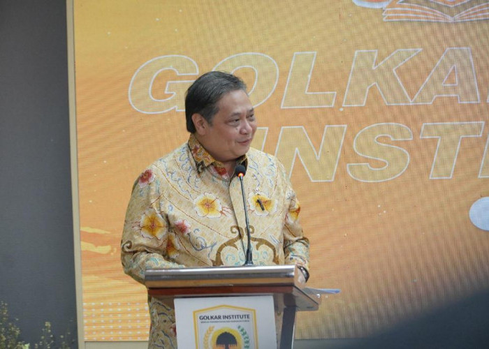 Airlangga Minta Kader Muda Golkar Siap Hadapi Perubahan Iklim