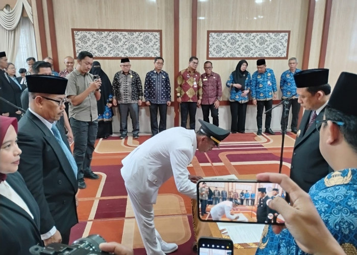  Bupati BBS Lantik 28 Pejabat  Muaro Jambi, M Hanan  Jadi Camat Taman Rajo, Ini Nama Pejabat yang Dilantik
