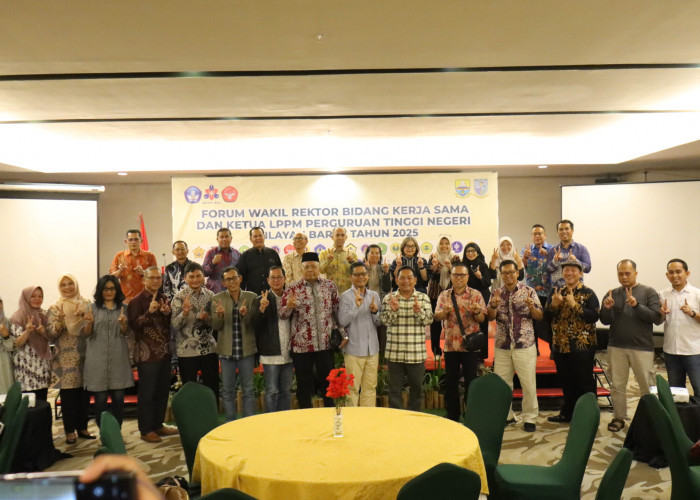 Gala Dinner BKS-PTN Barat 2025 di UNJA: Bangun Kebersamaan dan Kolaborasi