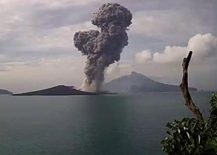 Erupsi Gunung Anak Krakatau, Masyarakat Pesisir dan Nelayan Diminta Waspada