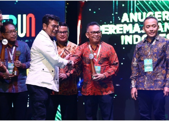 PT Inti Indosawit Subur (Asian Agri), Terima Penghargaan Program Peremajaan Sawit Rakyat dari Kementan