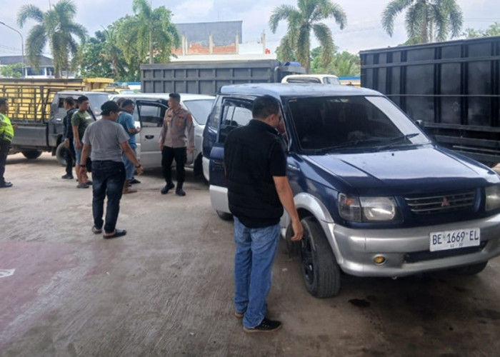 Lah! Empat Mobil Kuda Diduga Pelansir BBM Subsidi Diamankan Polsek Kota Baru di SPBU Pall 7