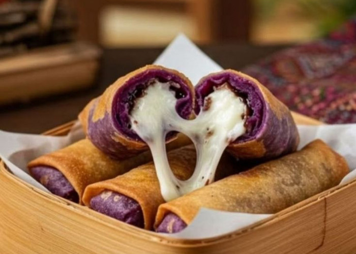 Resep camilan mudah dibuat, lumpia ubi ungu keju lumer 