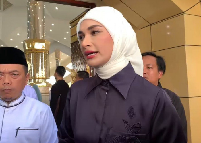 Dampingi Jenazah dari Jakarta hingga Jambi, Begini Sosok H. Bakri di Mata Putri Zulhas dan Zumi Zola 