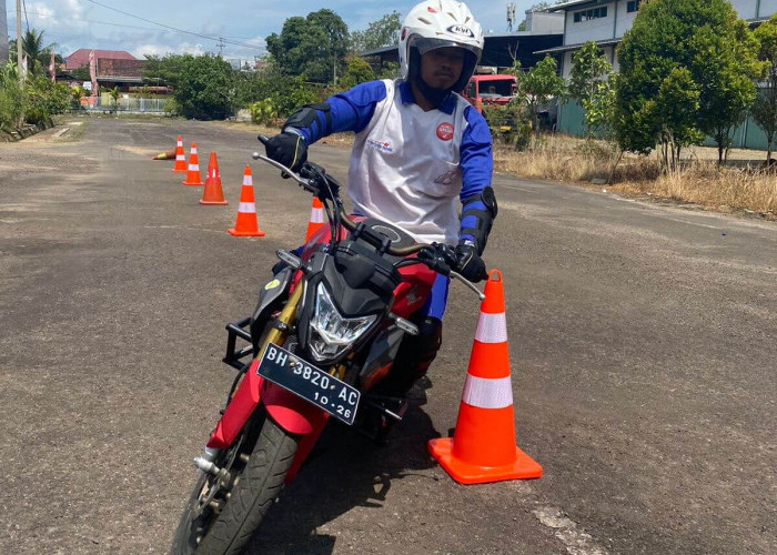 Honda Sinsen Gelar Safety Riding Competition Honda Community Regional Jambi 2023