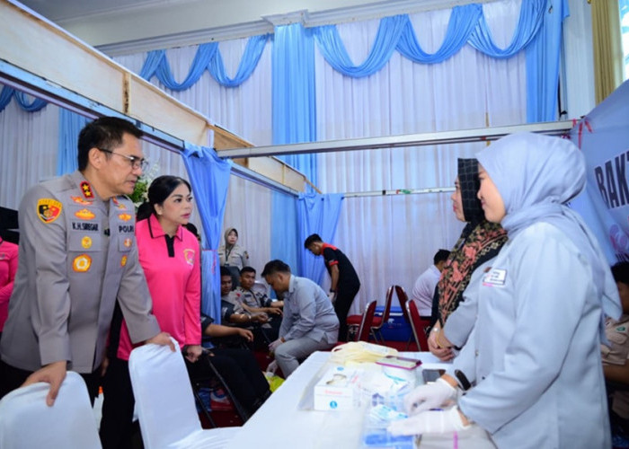 Hari Bhayangkara ke-80! Polda Jambi Gelar Bakti Kesehatan Besar-besaran, Warga Dapat Bantuan dan Cek Gratis