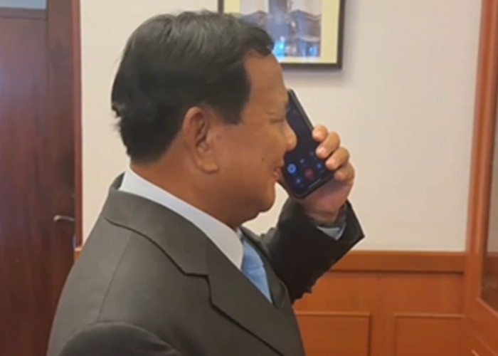 Saat Prabowo Subianto Berbincang dengan Sahabatnya, Raja Yordania Lewat Telepon