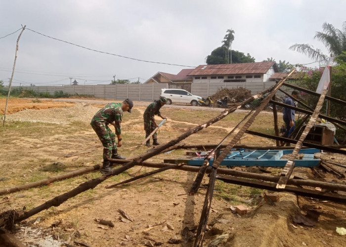 Rumahnya Diperbaiki oleh Satgas TMMD ke-121 Kodim 0415/Jambi, Komsiah: Terima Kasih TNI