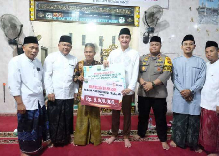 Safari Ramadan Ke Enam, Pemkab Muaro Jambi Sambangi Masjid Baiturrahman Pematang Raman