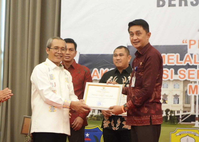 Pemkab Muaro Jambi Mendapatkan Penghargaan dari KPK RI