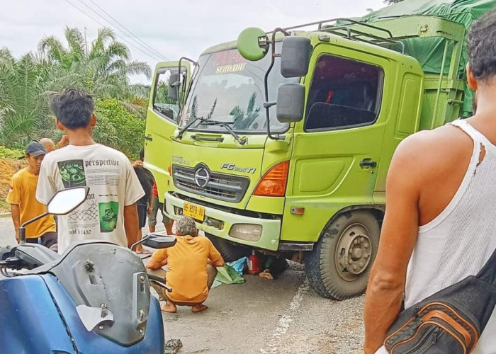 Mati Mesin di Tanjakan, Truk Hino Mundur dan Gilas Penumpang Sepeda Motor, 1 Mahasiswi Meninggal Dunia