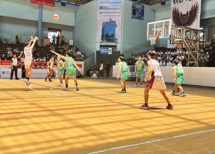 Matchday 3 Gubernur Cup Jambi 2024, Basket Putra SMA Bina Kasih Ungguli SMA Xaverius IB Kota Jambi 33-23