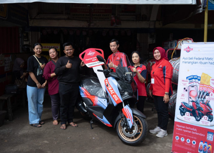 Pemenang Jambi Tak Sangka Beli Federal Oil Dapat Motor Gratis dari Program Nyaman Berhadiah