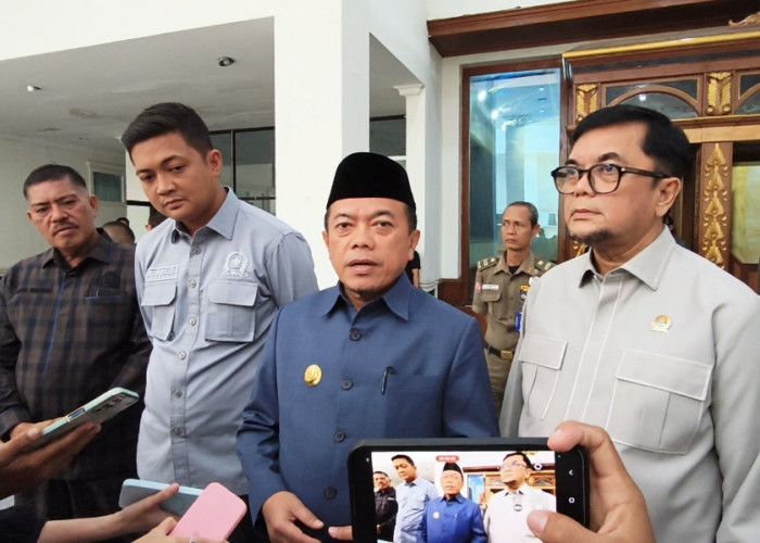 Gubernur Al Haris Hadiri Paripurna DPRD, Tegaskan Tindak Lanjut Rekomendasi Pansus