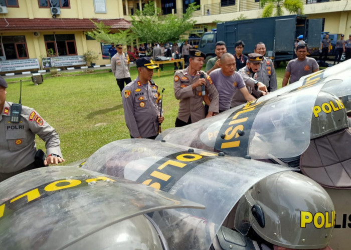 Kapolres Bungo Pimpin Apel Gelar Pasukan Kesiapan Pengamanan Unjuk Rasa