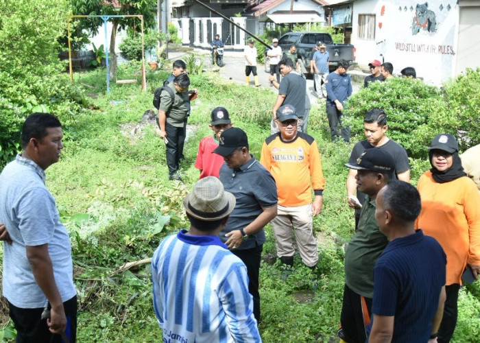 Wali Kota Jambi Pimpin Gotong Royong Bersihkan Drainase di Lingkar Selatan, Upaya Cegah Banjir