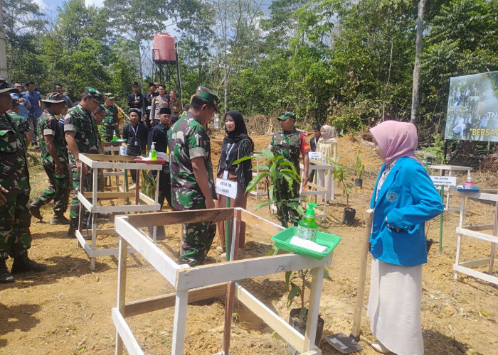 500 Pohon Ditanam di Lokasi TMMD ke-121 di Desa Suka Maju