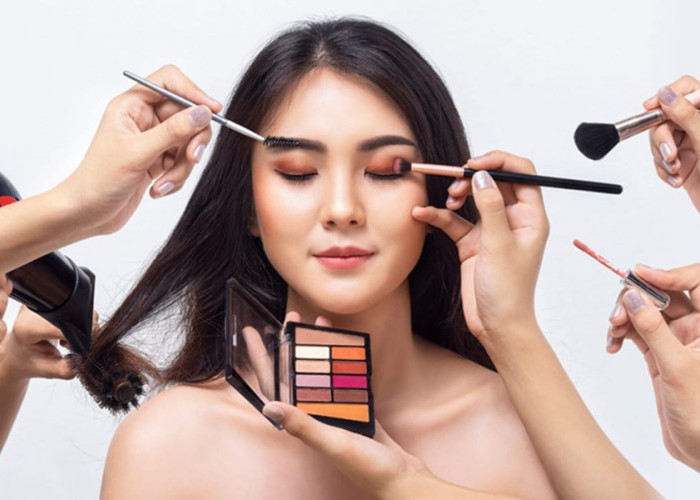 Kamu Pemula yang Baru Mau Belajar Make Up? Bingung Gimana Caranya? Begini Caranya